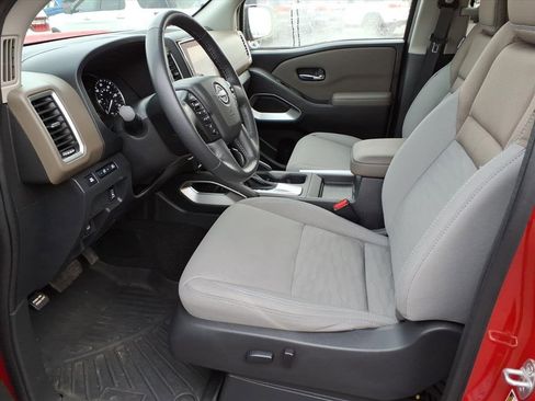 Used 2023 Nissan Frontier SV w/ Technology Package image 14