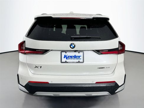 Used 2025 BMW X1 xDrive28i w/ Technology Package image 5
