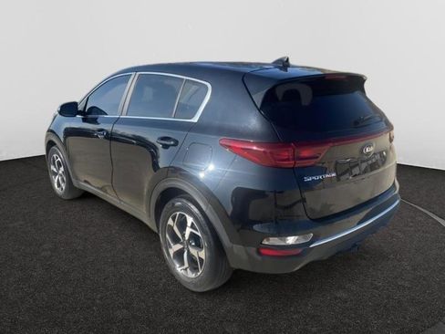 Used 2022 Kia Sportage LX image 5