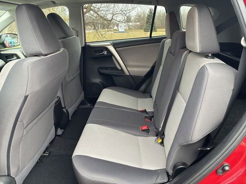 Used 2014 Toyota RAV4 XLE image 20