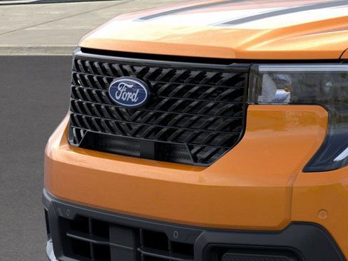 New 2026 Ford Maverick Lariat w/ Black Appearance Package image 18