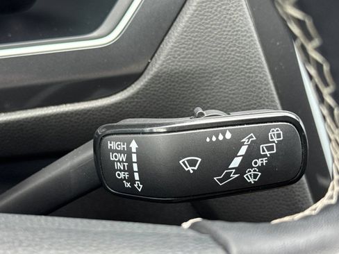 Used 2024 Volkswagen Tiguan Wolfsburg Edition FWD image 35