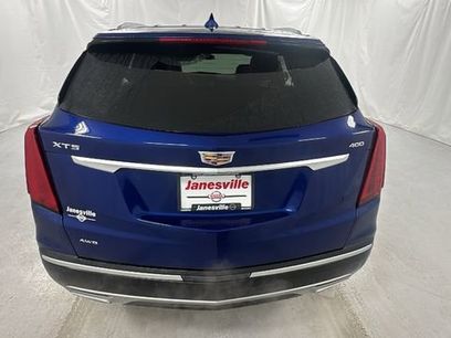 Used 2025 Cadillac XT5 Premium Luxury