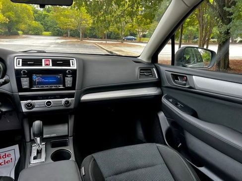 Used 2018 Subaru Outback 2.5i image 34
