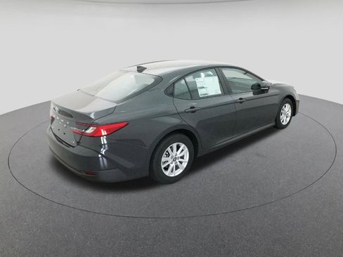 New 2026 Toyota Camry LE image 9