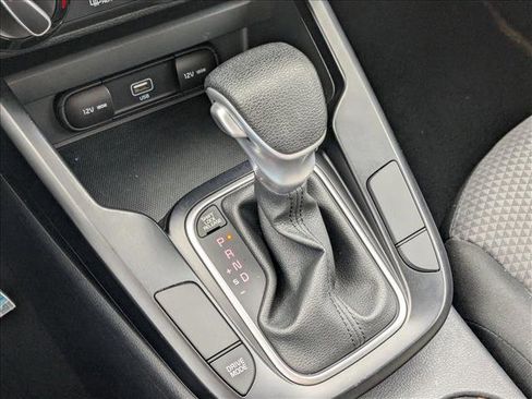 Used 2021 Kia Soul LX FWD image 17