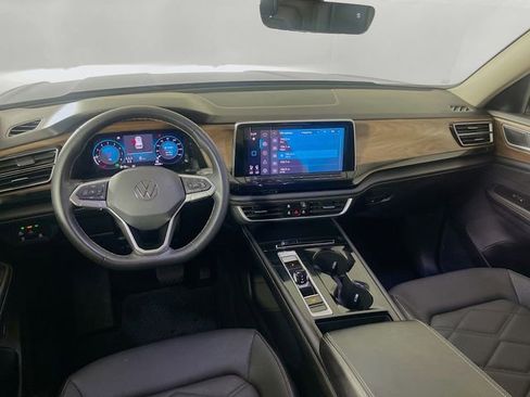 Used 2024 Volkswagen Atlas SE FWD image 23