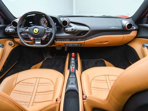 Certified 2021 Ferrari F8 Tributo image 12