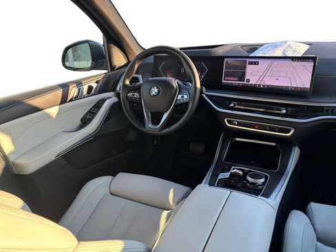 Certified 2025 BMW X5 xDrive40i w/ Premium Package image 26