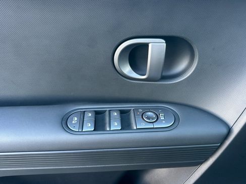 New 2026 Hyundai Ioniq 5 SEL image 11
