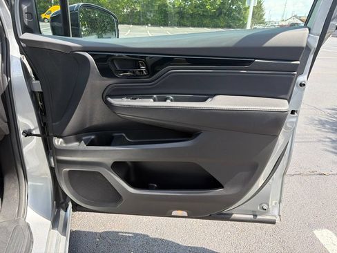 Certified 2025 Honda Odyssey Elite image 26