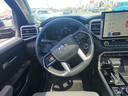 Used 2024 Toyota Tundra Limited AWD/4WD image 10