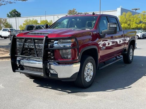Used 2020 Chevrolet Silverado 2500 LT w/ Texas Edition AWD/4WD image 3