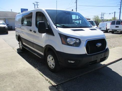 Used 2023 Ford Transit 250 Low Roof w/ Exterior Upgrade Package RWD image 3