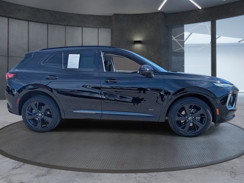 Used 2025 Buick Envision Sport Touring image 7