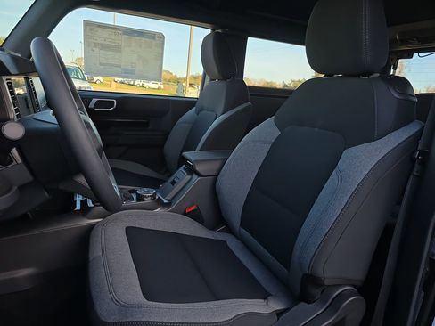 New 2025 Ford Bronco 2-Door image 13
