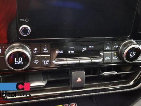 Certified 2025 Toyota Highlander XSE AWD/4WD image 22