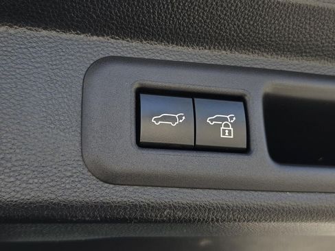 Used 2023 Toyota Sequoia Platinum AWD/4WD image 13