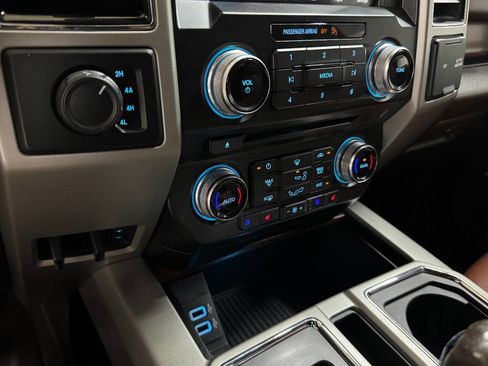 Used 2018 Ford F150 King Ranch image 56