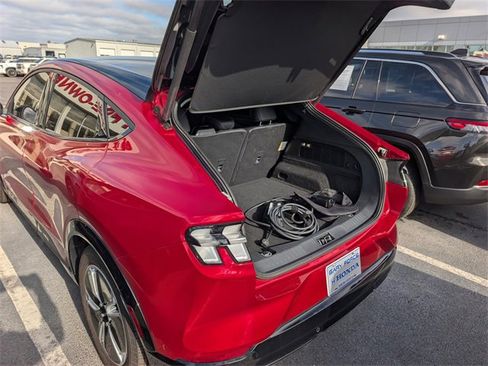 Used 2023 Ford Mustang Mach-E Premium image 20