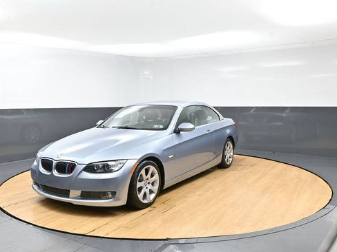 Used 2009 BMW 335i Convertible RWD image 32