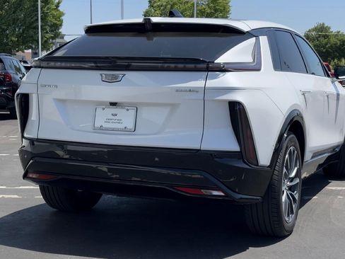 Certified 2024 Cadillac Lyriq Sport AWD/4WD image 5