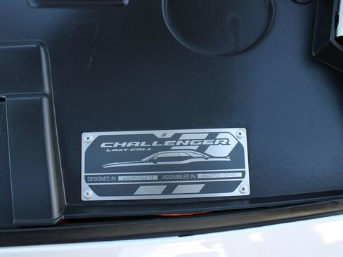 Used 2023 Dodge Challenger R/T Scat Pack RWD image 39