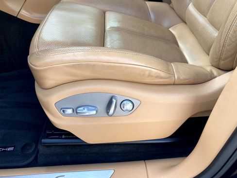 Used 2018 Porsche Macan S AWD/4WD image 10