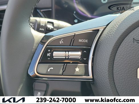 New 2026 Kia Seltos S FWD image 22