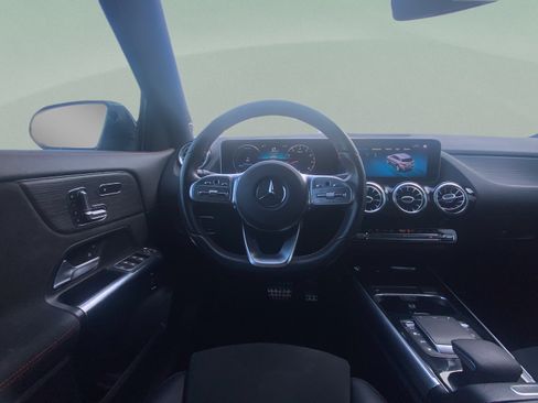 Used 2021 Mercedes-Benz GLA 250 image 17