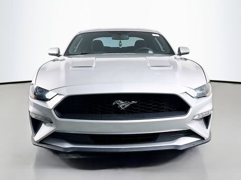 Used 2018 Ford Mustang Coupe w/ Equipment Group 101A image 2
