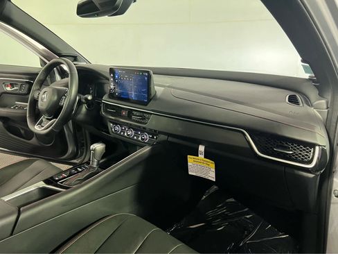 Used 2025 Acura ADX A-Spec image 24