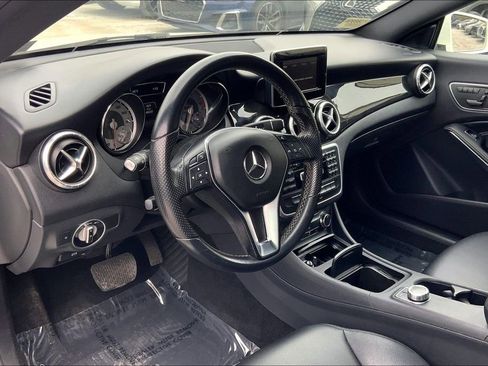 Used 2014 Mercedes-Benz CLA 250 image 18