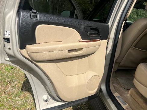 Used 2008 Chevrolet Tahoe LT w/ LT Preferred Equipment Group image 24