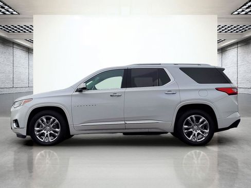Used 2019 Chevrolet Traverse High Country AWD/4WD image 9