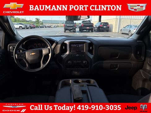 Used 2020 Chevrolet Silverado 1500 Custom w/ Custom Value Package AWD/4WD image 13