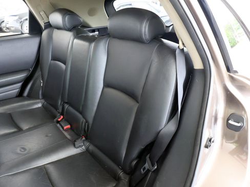 Used 2004 INFINITI FX35 2WD w/ Touring Pkg image 22