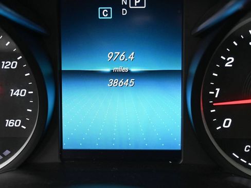 Used 2019 Mercedes-Benz C 300 Sedan image 26