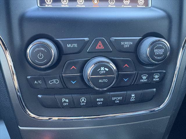 Certified 2020 Jeep Grand Cherokee Laredo AWD/4WD image 23