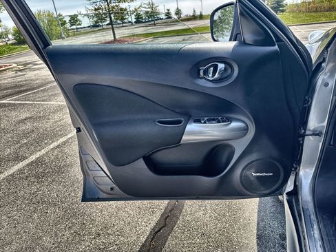 Used 2016 Nissan Juke SL AWD/4WD image 25