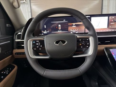 Certified 2026 INFINITI QX80 Luxe w/ Exterior Package AWD/4WD image 10