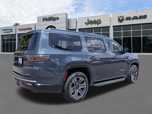 Certified 2024 Jeep Wagoneer Series II AWD/4WD image 3