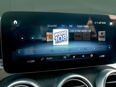 Used 2020 Mercedes-Benz GLC 300 4MATIC w/ Driver Assistance Package image 43