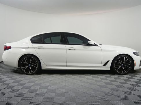 Used 2023 BMW 530i w/ M Sport Package image 2