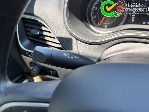 Certified 2019 Jeep Cherokee Latitude w/ Popular Appearance Group FWD image 51