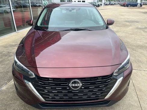 Used 2024 Nissan Sentra SV FWD image 6