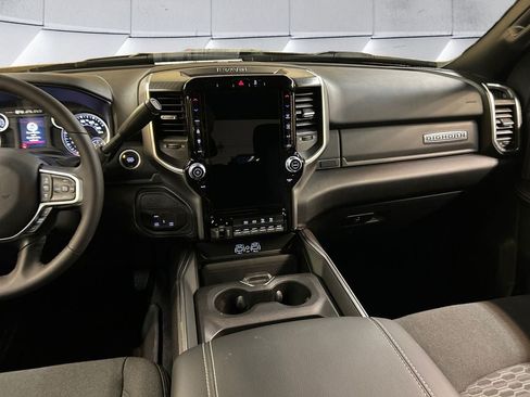 New 2026 RAM 2500 Big Horn AWD/4WD image 11