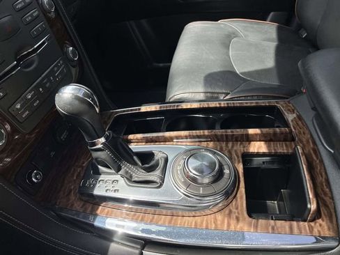 Used 2019 Nissan Armada Platinum AWD/4WD image 24