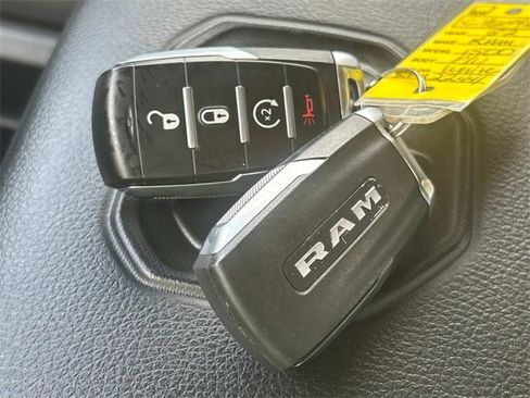 Used 2022 RAM 1500 Laramie image 35