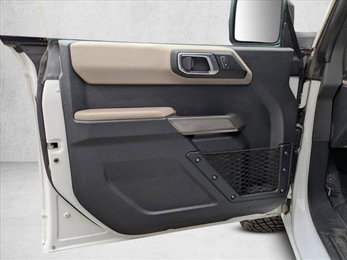 Used 2022 Ford Bronco Wildtrak image 12